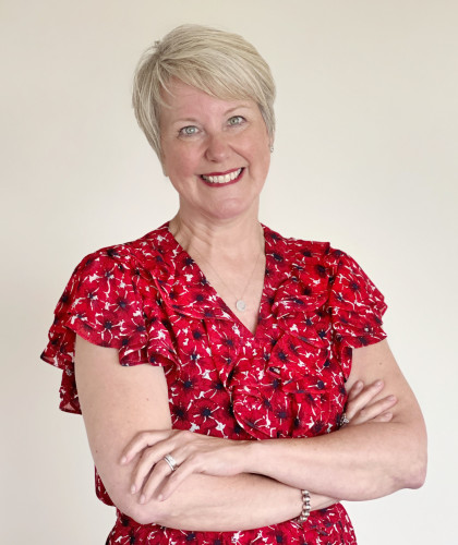 Headshot of Diana Harvey